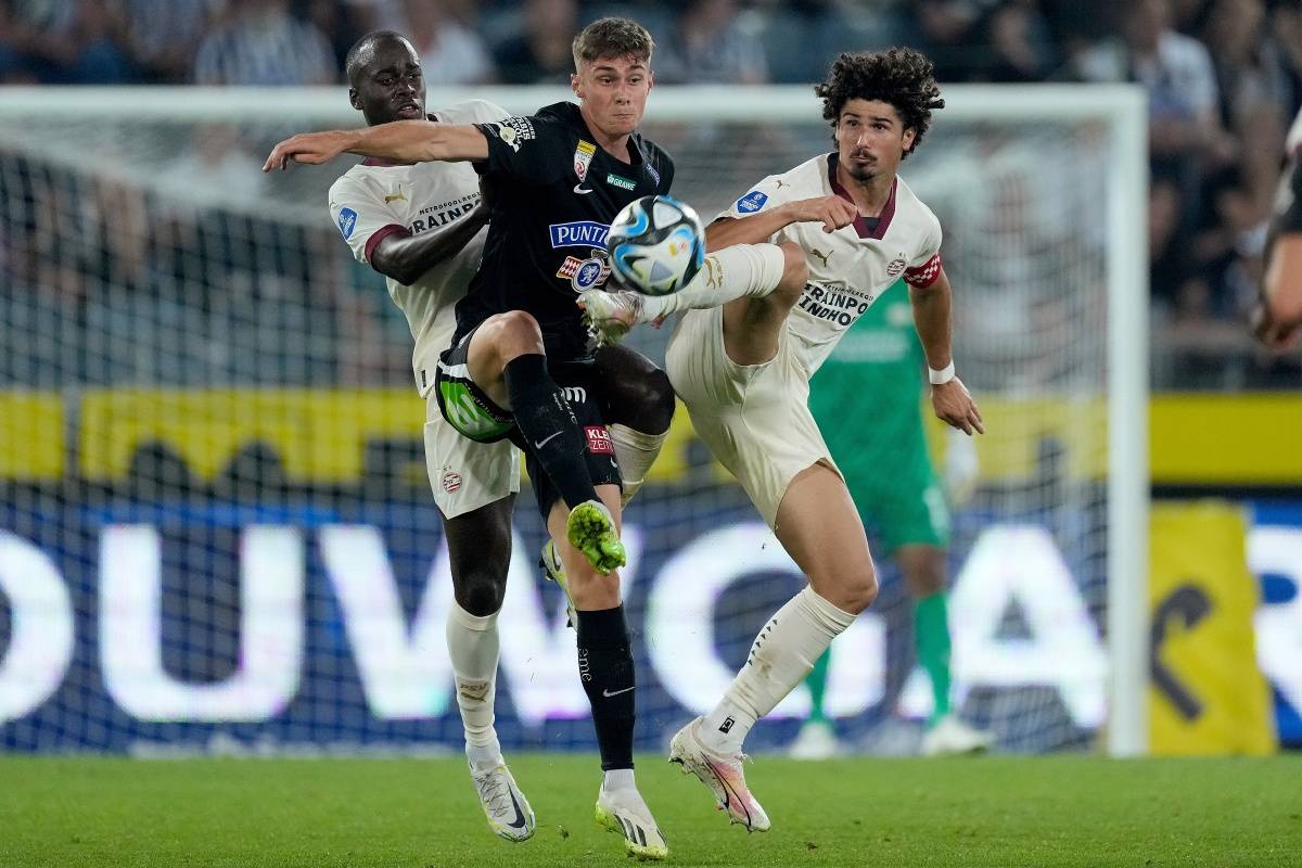 关于格拉茨球员受伤离场,对球队实力造成不利影响的信息 关于格拉茨球员受伤离场,对球队实力造成不利影响的信息